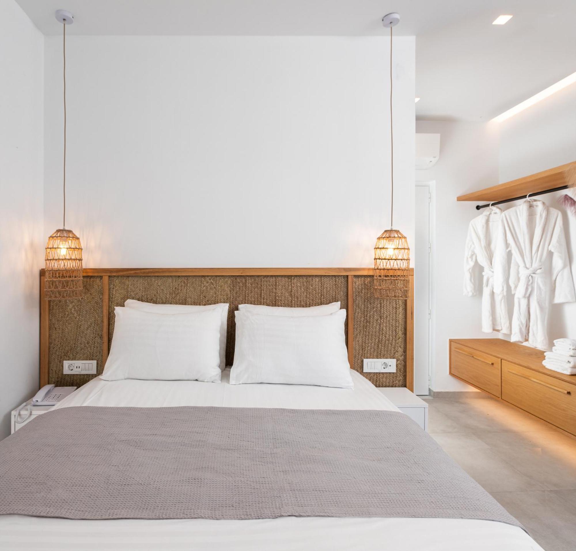 Myzith Luxury Suites Keri Exteriör bild