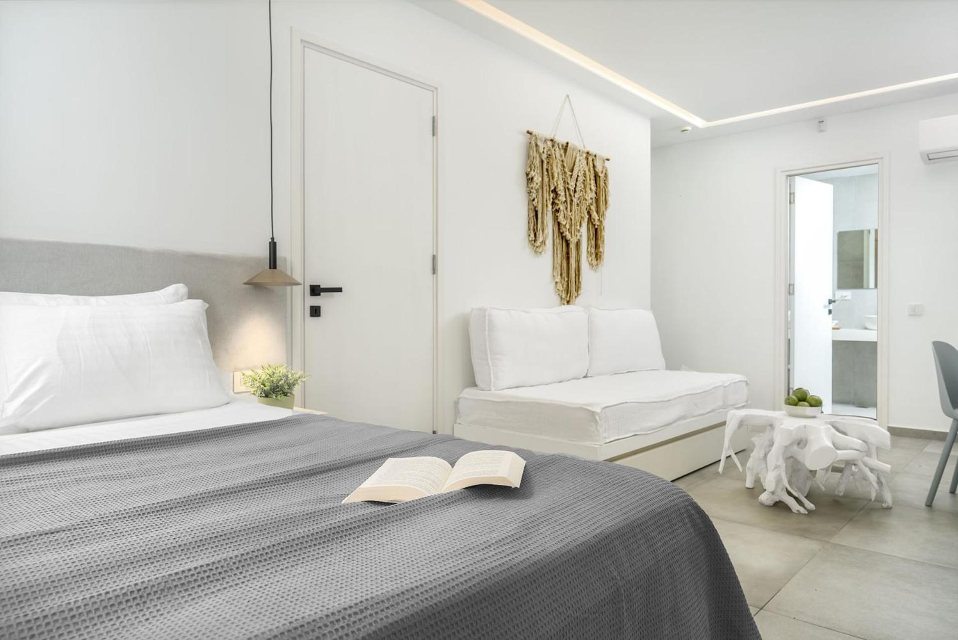 Myzith Luxury Suites Keri Exteriör bild
