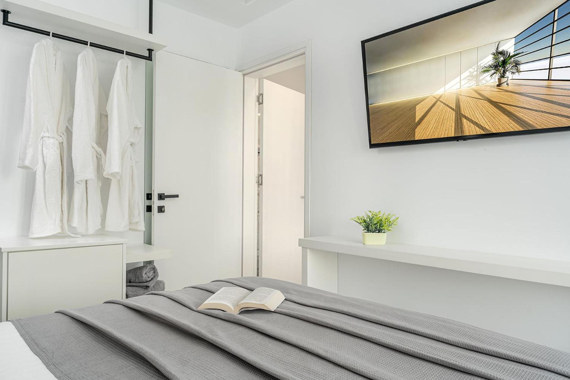 Myzith Luxury Suites Keri Exteriör bild