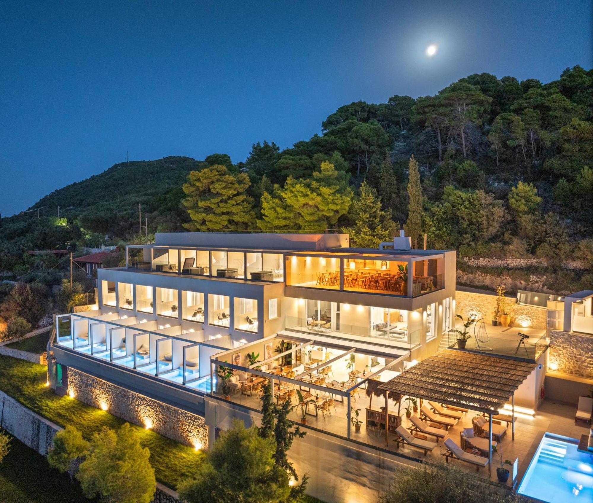 Myzith Luxury Suites Keri Exteriör bild