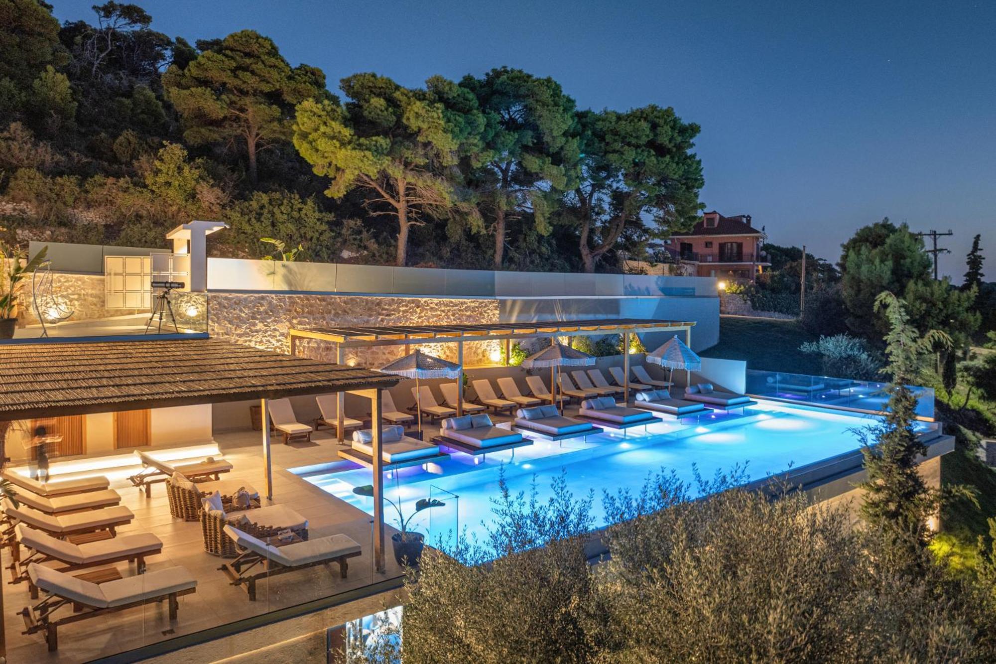 Myzith Luxury Suites Keri Exteriör bild